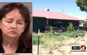 Matka 15 dětí nutila potomky koukat, jak vaří štěňátka zaživa. Dceru (14)  zbila, až potratila