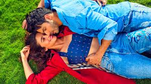 Bollywood Movie Shiddat Varun Dhawan Alia Bhatt Are Back After Badrinath Ki Dulhania Veryfilmi Alia bhatt & varun dhawan romantic moment at kalank movie trailer launch buy chamaat eyewear at hii guyz, in this video i am telling about some facts of new bollywood released film kalank.