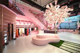 Discover the latest women's fashion at prettylittlething ca, including dresses, tops, and more. First Look Prettylittlething Opens La Office