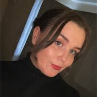 Sarah Reininger's Instagram, Twitter & Facebook