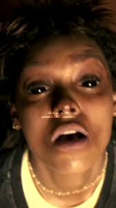 Talk to Me Le Monde Scene