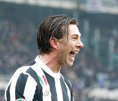 Trend frisuren 2020 damen frisuren 2020 die schönsten. 53 1 K Mentions J Aime 517 Commentaires Federico Bernardeschi Fbernardeschi Sur Instagram We Run Finoallafine Rockngoal Torinojuve Serieati