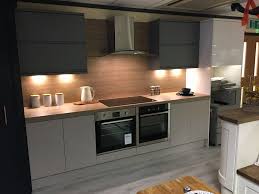 Howdens Kitchen Cabinets Sizes Unique Clerkenwell Matt Cashmere Slate Grey Modern Kitchen Interiors Howdens Kitchens Kitchen Design Small