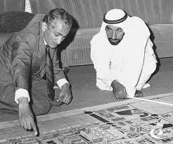 المهندس المصري الذي خطط لدبي وابو ظبي و وسع الحرم المكي والمدينه المنوره واول من فكر بالطريق الدائري و المدن الجديد Egypt History Egyptian History Modern Egypt