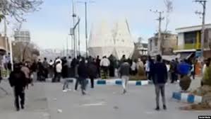 «کشته شدن دست‌کم پنج کودک به دست نیروهای سرکوب»؛ گزارش سازمان حقوق بشر ایران از ده روز نخست خیزش سراسری