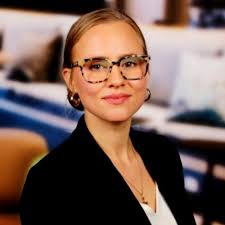 I am happy to announce that I have #accepted a full-time offer from EY as  an M&A Consultant in New York!