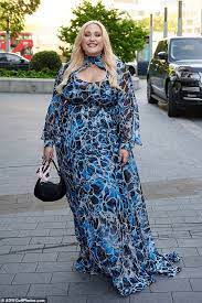 More than puppy love (2002). David Hasselhof Tochter Hayley Betaubt In Einen Blue Marble Print Maxi Kleid In London Aktuelle Boulevard Nachrichten Und Fotogalerien Zu Stars Sternchen