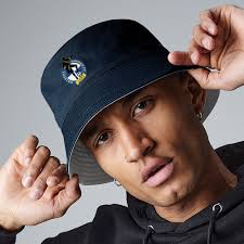 David Titchener (@Titchthephot)