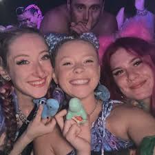 ✨It's the sickest kinda feeling I got, won't leave me alone✨ Feeling extra  appreciative of how awesome our friends are after this weekend💜 @flume  changed the trajectory of my brains chemistry I