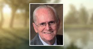 Floyd Redmond's Instagram, Twitter & Facebook