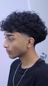 Transformación de cabello inspirada por el IT