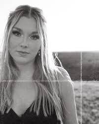 Renee Rude's Instagram, Twitter & Facebook