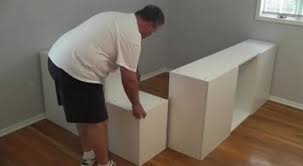 Tra i più suggestivi e pratici modelli di letti a soppalco matrimoniali troviamo quelli realizzati da cinius. Compra 7 Scaffali Da Cucina Ikea E Costruisce Qualcosa Di Geniale Per Sua Figlia Guardachevideo It