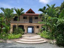 Lean More At Findamaricanrentals Com Luxury Property For Sale Luxury Estate Villa Rental