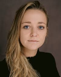 Vanessa Schaeffer's Instagram, Twitter & Facebook