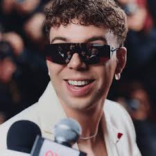 Quevedo Lyrics, Songs, and Albums