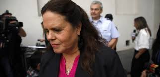 Ministra Maya Fernández respaldó a militares en la frontera y pidió esperar  investigación tras reportaje de Perú « Diario y Radio Universidad Chile