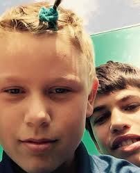 Donald Root (@ropt_donald)