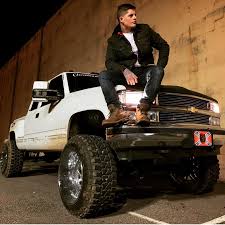 Holler boys by upchurch is a song from the album parachute and was released in 2019. Upchurch Musician Wikipedia