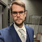 Daniel Downard's Instagram, Twitter & Facebook