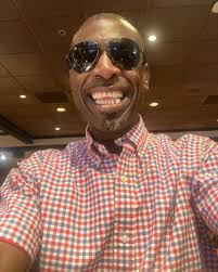 Derrick Lockhart (@igotastoreinmytrunk) • Instagram photos and videos