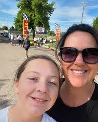 Stacey Reddick's Instagram, Twitter & Facebook