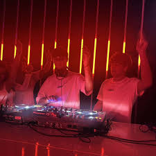 Stream Harry Rambarran music