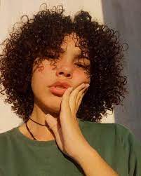 Cute And Easy Curly Hairstyles Short Curly Hair Curly Hair Styles Easy Hairstyles For Round Faces