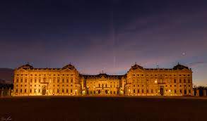 Die würzburger residenz solltest du dir nicht entgehen lassen, sie zählt nämlich zu den bedeutendsten schlössern europas und ist deswegen schon lange ein unesco weltkulturerbe. 300 Jahre Wurzburger Residenz Schloss Steinburg