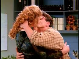 Phoebe S Ending In Friends Was Originally Supposed To Be Very Different Friends Best Moments Friends Series Tv Couples