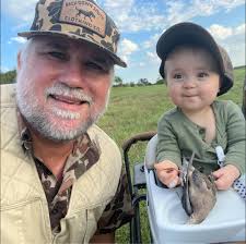 I went to Lowes 3 days ago , it's all self check out except garden center  and contractors lane. Except there was no cashier in the garden center,  hmmmm! I refuse to