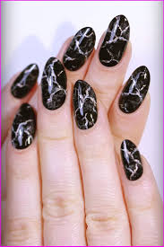 Nageldesign Trend Herbst 2018 Nagel Trend Farbe 2018 Trend Watch Nagel Nageldesign Nagelpflege Neuerna Karierte Nagel Gel French Nagel Herbst Nagel