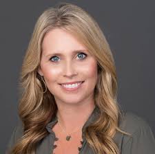 Andrea Sinn-Real Estate Agent