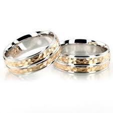 14 Kt Solid Gold Hammered Two Tone Matching Wedding Bands Mens Ladies Ring Set This Matching His H Yellow Gold Wedding Band Gold Wedding Band Wedding Band Sets