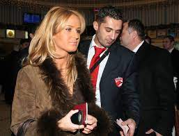 Diana munteanu niculescu, despre presa si avantajul de a fi vedeta interviu. Diana Munteanu A Divortat