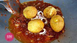 Kali ini aku mau bikin sambal goreng telur ceplok kesukaan suami ku. Resepi Sambal Tumis Telur Ini Adalah Bellarina Natasya