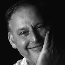 Sending you a postcard from Edinburgh! 😍💌 Who's visiting Scotland's  capital city this summer?🏴󠁧󠁢󠁳󠁣󠁴󠁿 📍 Ross Fountain, Visit Edinburgh