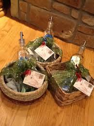 Cute Teacher Gifts Or For Co Workers Olive Oil Bottles Bread Basket And Kitchen Towel Cute Teacher Gifts Simple Gifts Olive Oil Bottles
