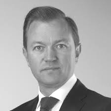 Elon Musk Says World Needs More Oil and Gas as Bridge to Renewables