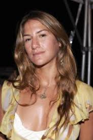 L'Autre Mortimer: It's Standing-Room Only at Surf Lodge as Tawny Minnie  Fetes Preppy Designs