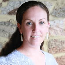 Erin Naylor's Instagram, Twitter & Facebook