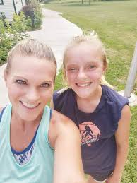 Revel Humming Top at the Revel Stud (1999).