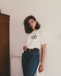 Pin By Qunel Com On Clothing Short Hair Fashion Outfits Short Hair Outfits Fashion