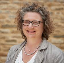 Harriet Stapleton's Instagram, Twitter & Facebook