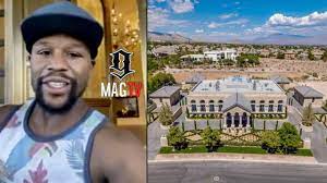 Floyd mayweather jr.'s house (google maps). Floyd Mayweather Gives Fans A Look At His 10 Million Las Vegas Estate