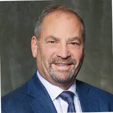 Join us in wishing our CEO Mark Lasky a happy birthday as he celebrates the  big 5-0! 🎉🎈 Mark's wife and two of his three kids were able to surprise  him in