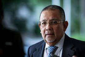Mohd isa bin abdul samad (jawi: Fgv Initiates Legal Action Against Former Chairman And Ceo