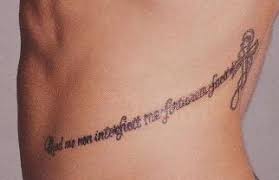 Ο ηλίας βρεττός ήταν καλεσμένος του γρηγόρη αρναούτογλου και μεταξύ άλλων μίλησε για το ατύχημα που είχε και τόνισε ο ηλίας βρεττός: Ti Krybei To Tatoyaz Toy Hlia Brettoy Kai Pws Toy Alla3e Th Zwh