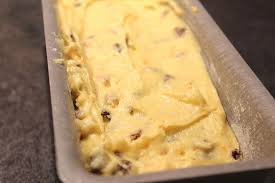 Cake Anglais Aux Raisins Secs Rhum Et Orange Eva Cuisine En 2020 Raisins Secs Cake Aux Fruits Confits Cake Aux Fruits