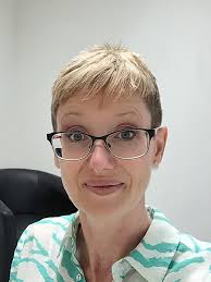 Naomi Cooley's Instagram, Twitter & Facebook